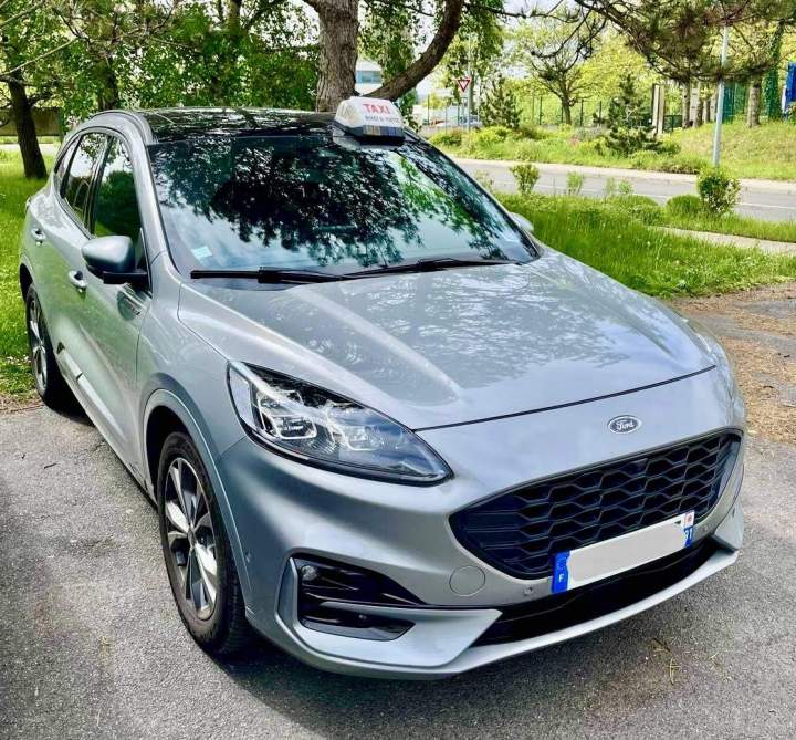 Voitures de service Les Ulis